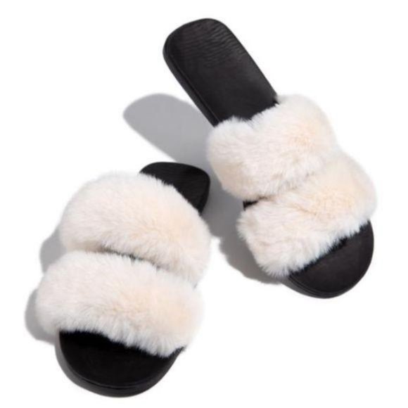 Faux Fur Double Band Slides in White - Picture 3 of 4
